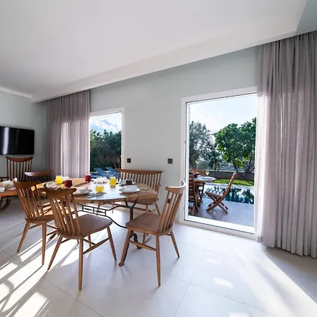 Oludeniz Plajina Yakin 3 Yatak Odali Ovacik (Fethiye)