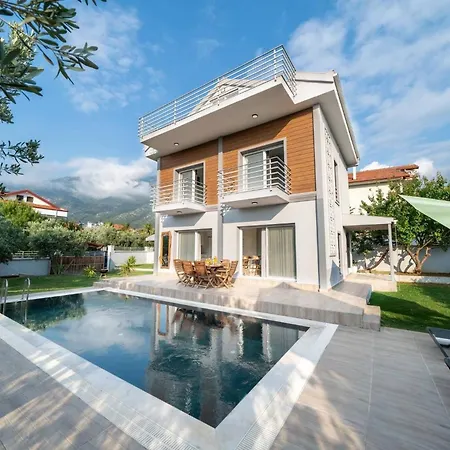 Oludeniz Plajina Yakin 3 Yatak Odali * Ovacik (Fethiye)