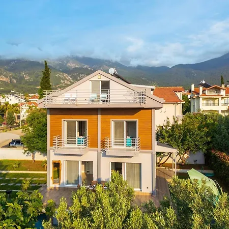Oludeniz Plajina Yakin 3 Yatak Odali *